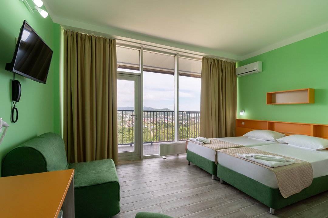 Стандартный 2-местный 1-комнатный (с балконом)