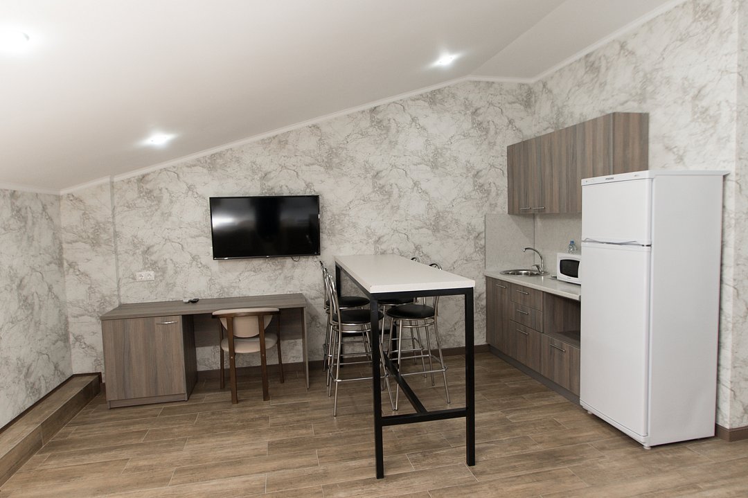 Апартаменты 3-местный (без балкона, мансарда)