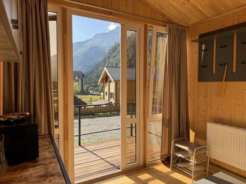 Гостевой дом Дом с видом на Лес и Горы, Республика Кабардино-Балкария, Байдаево Терскол Эльбрус Эльбрусский район Поляна Азау Байдаево