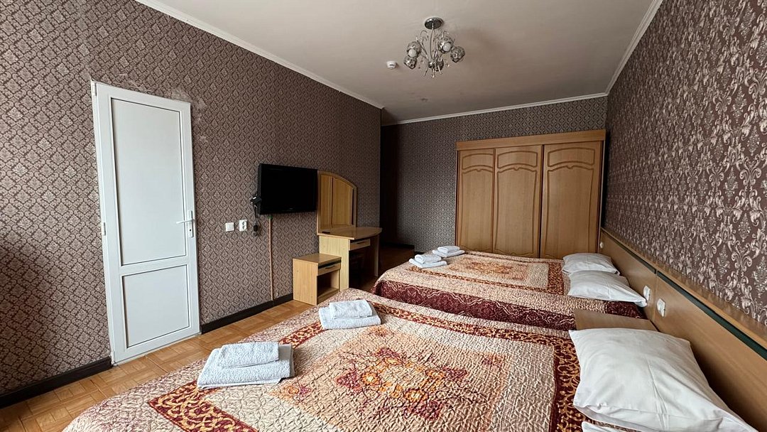 Стандартный 4-местный 1-комнатный