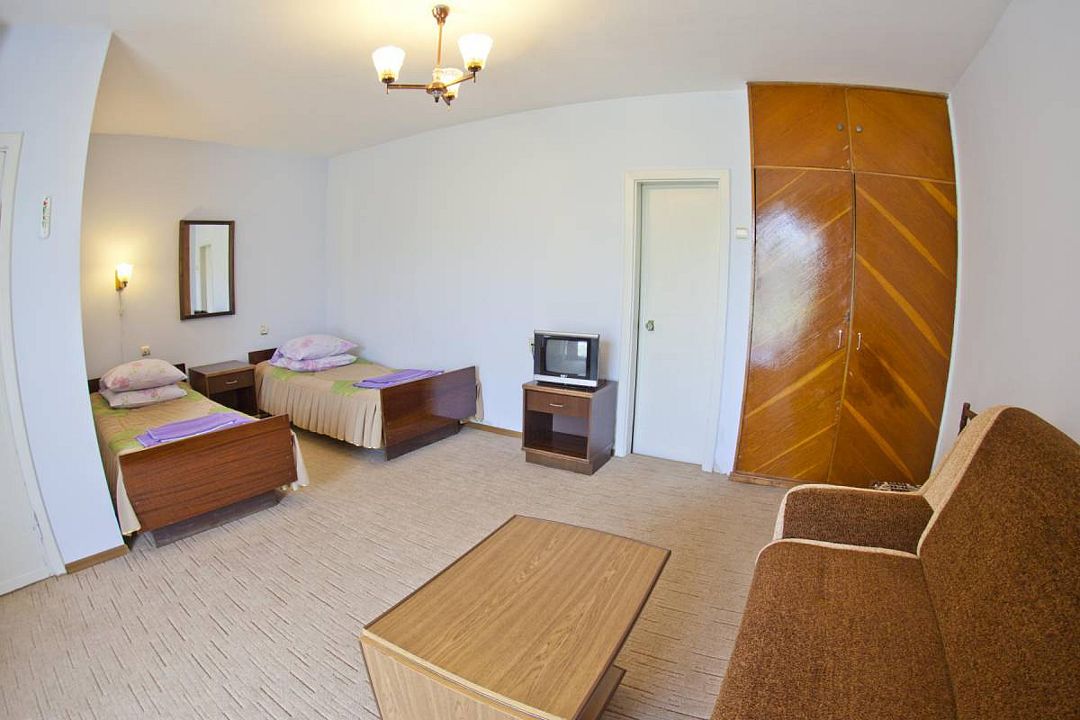 Стандартный 2-местный 1-комнатный (1 этаж, корпус 4)