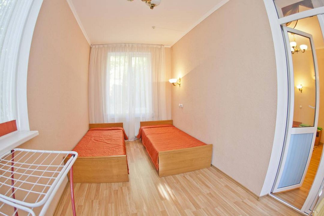 Улучшенный 2-местный 2-комнатный (корпус 3)