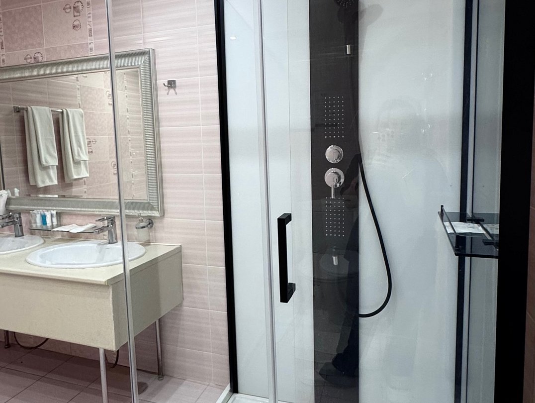 Люкс (корпус Алира Пэлас) вид на озеро, без террасы