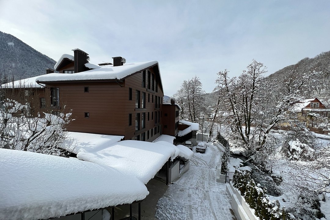 Коттедж 8-местный 2-этажный