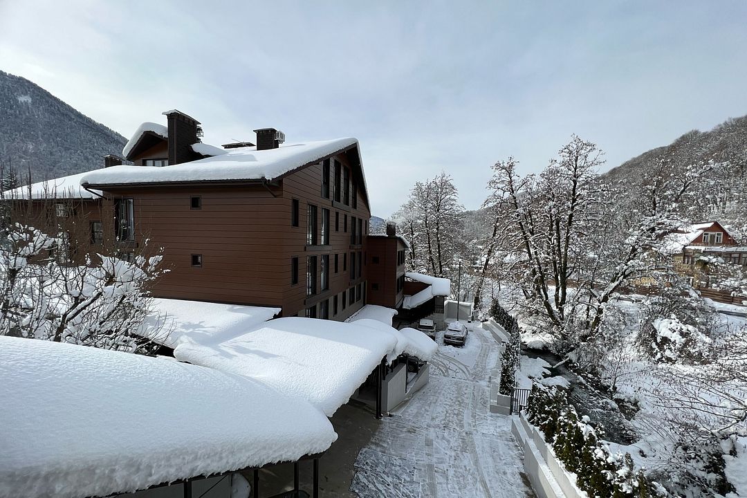 Коттедж 8-местный 2-этажный