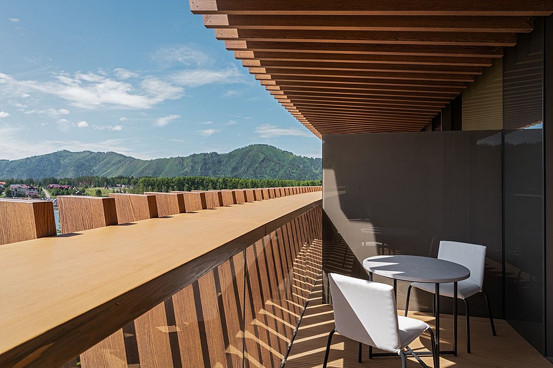 Делюкс Семейный 4-местный DBL (вид на озеро)