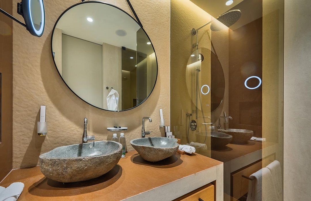 Делюкс Семейный 4-местный DBL (вид на озеро)