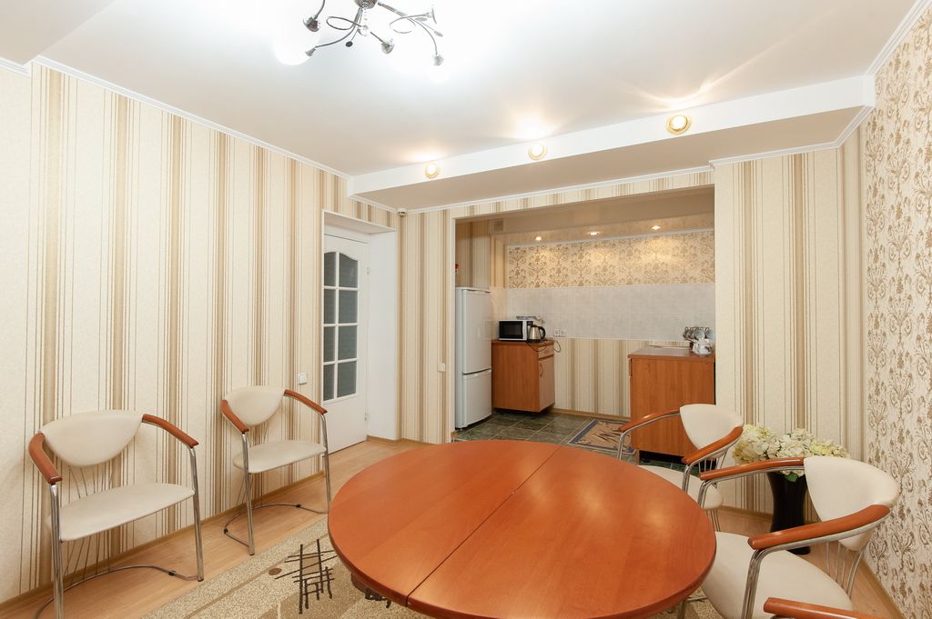 Люкс 2-местный 3-комнатный