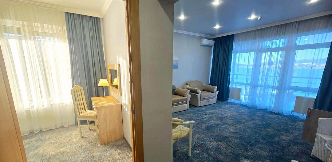 Люкс 2-местный 2-комнатный