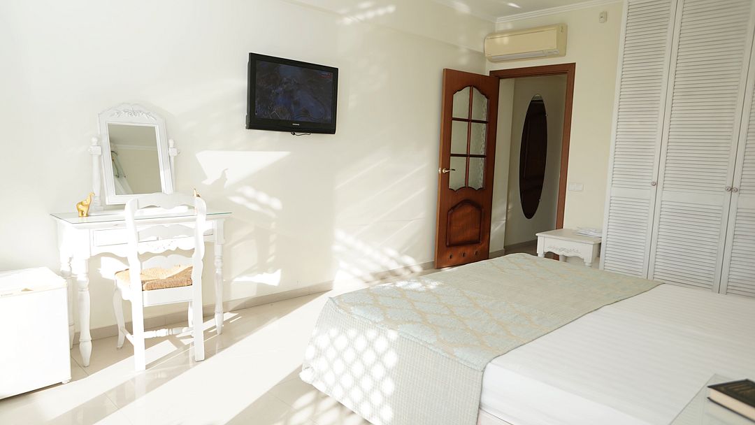 Стандартный 2-местный 1-комнатный (с балконом)