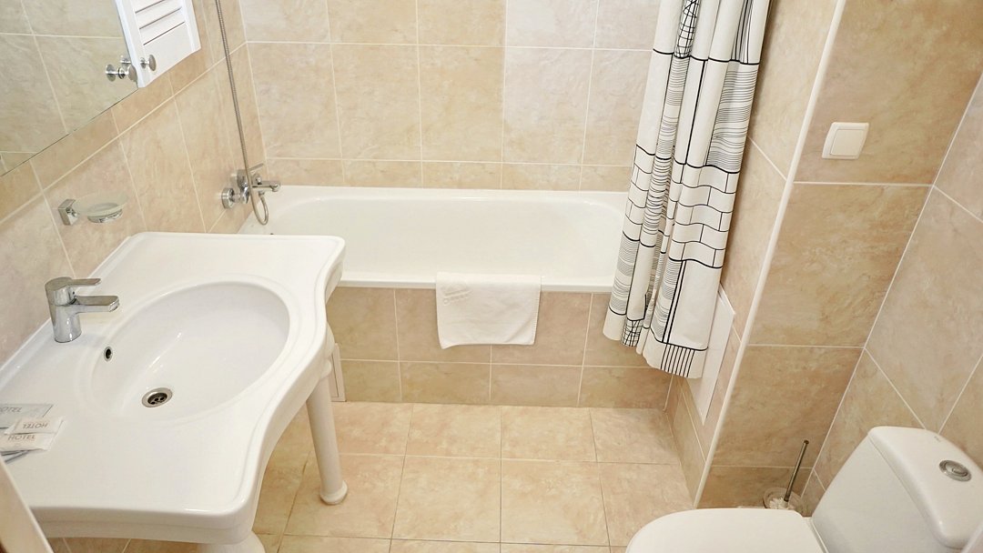 Стандартный 2-местный 1-комнатный (с балконом)