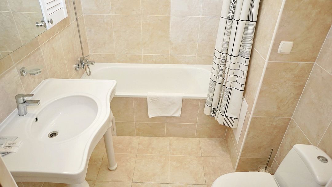 Стандартный 2-местный 1-комнатный (с балконом)