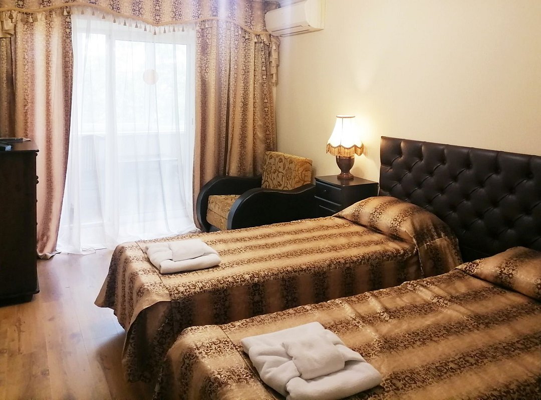 Полулюкс 2-местный 1-комнатный (103, 306, 415)