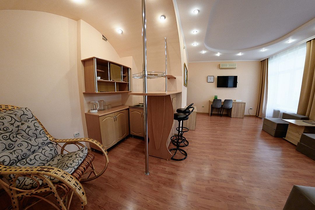 Люкс (№336) 2-местный 2-комнатный