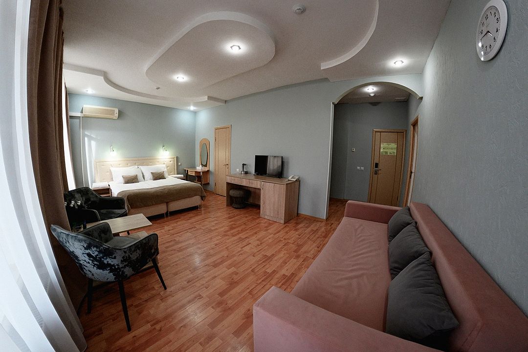 Студия Семейный 4-местный 2-комнатный