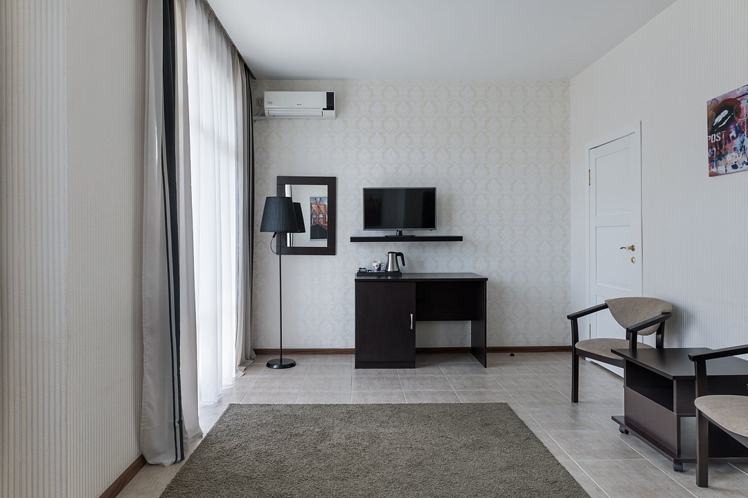 Стандартный 4-местный 2-комнатный (с балконом)