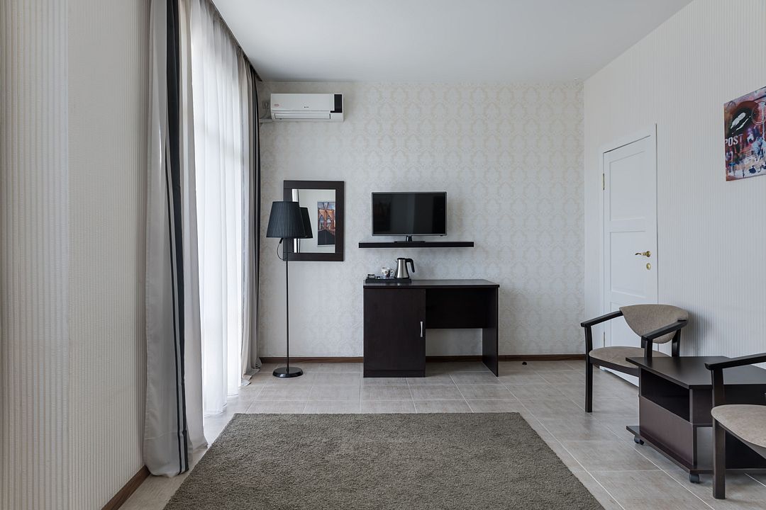 Стандартный 4-местный 2-комнатный (с балконом)