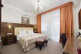 Suite 2-местный 1 комнатный "Мини сюит" с террасой, Отель Бристоль, Пятигорск