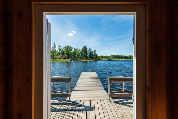 Дом 6-местный 3-комнатный (на воде, 3 спальни, летний)