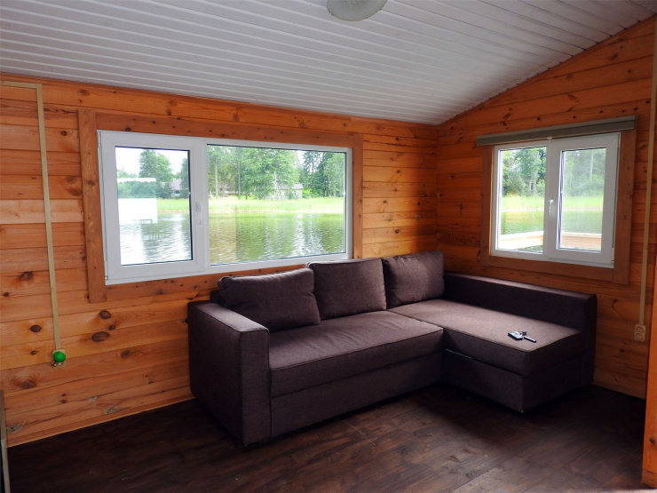 Дом 6-местный 3-комнатный (на воде, 3 спальни, летний)