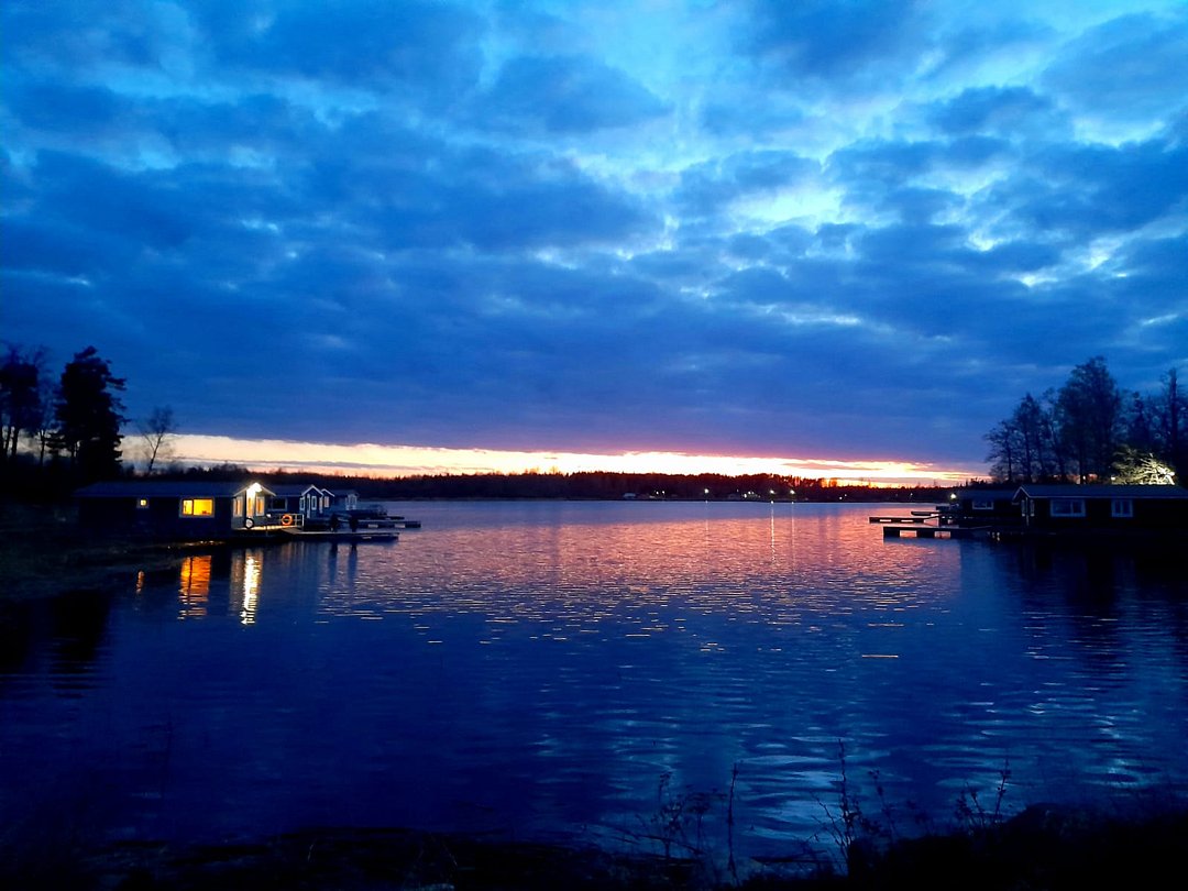 Дом 6-местный 3-комнатный (на воде, 3 спальни, летний)