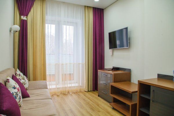 Люкс 2-местный 2-комнатный (корпус №2)