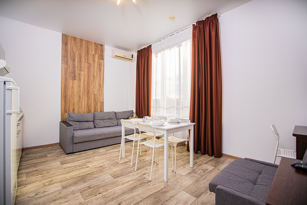 203 Апартаменты 6-местные 2-комнатные