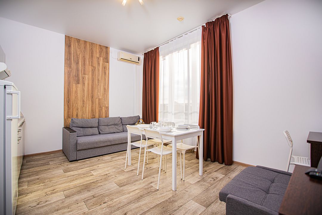 203 Апартаменты 6-местные 2-комнатные