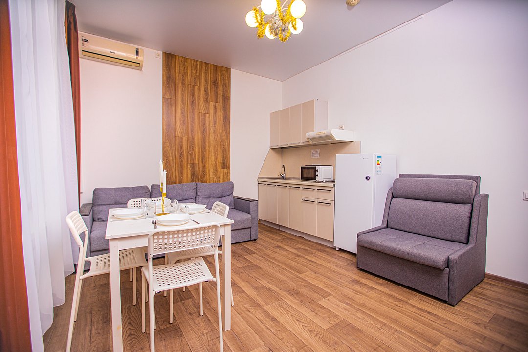 Апартаменты 7-местные 2-комнатные (с кухней и видом на море, 403, 404, 503, 504)