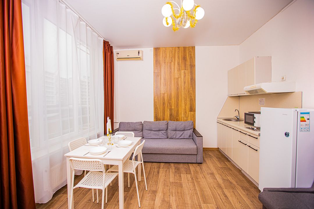 Апартаменты 7-местные 2-комнатные (с кухней и видом на море, 403, 404, 503, 504)