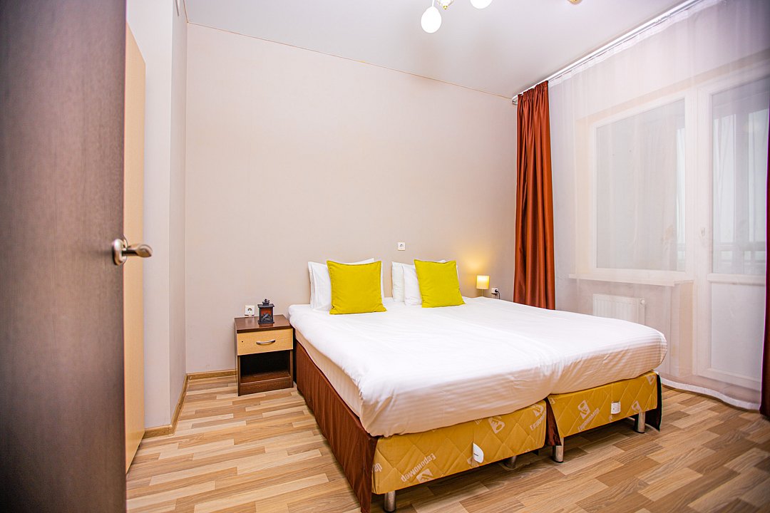 Апартаменты 7-местные 2-комнатные (с кухней и видом на море, 403, 404, 503, 504)