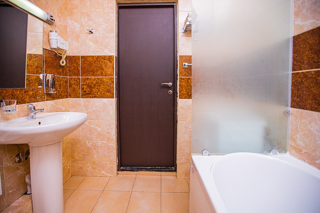 Апартаменты 7-местные 2-комнатные (с кухней и видом на море, 403, 404, 503, 504)