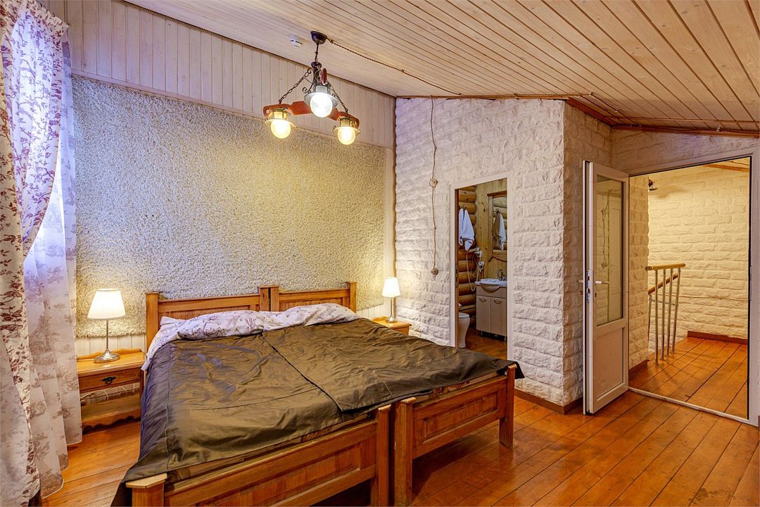 Коттедж Люкс 4-местный 2-этажный 2-комнатный