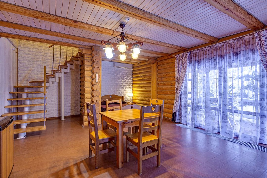 Коттедж Люкс 4-местный 2-этажный 2-комнатный