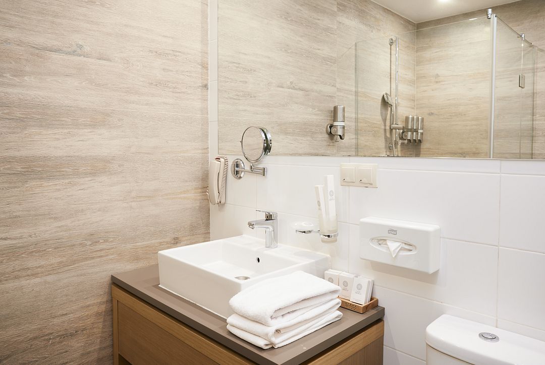 Premier room Grand  2-местный (KING, TWIN, балкон, с видом на горы)