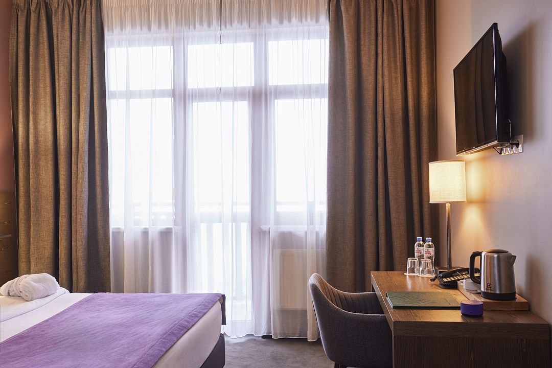 Premier room Grand 2-местный  (KING, балкон, с видом на горы)