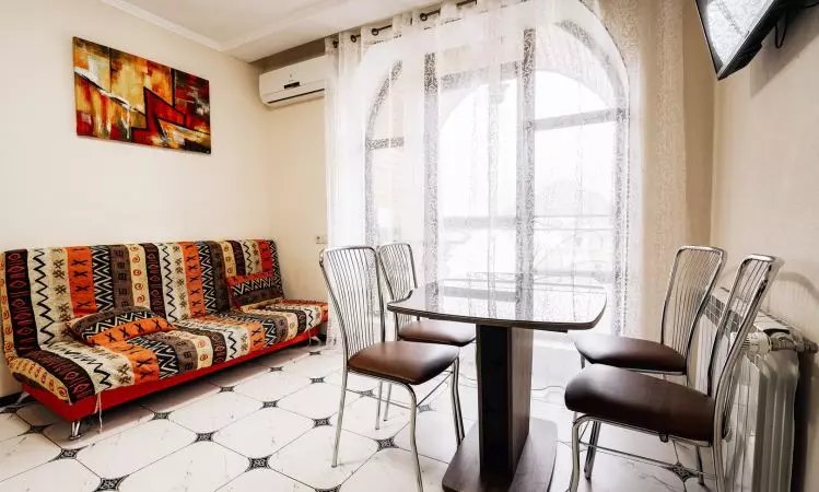 Люкс 4-местный 2-комнатный