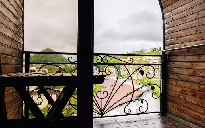 Люкс 4-местный 2-комнатный