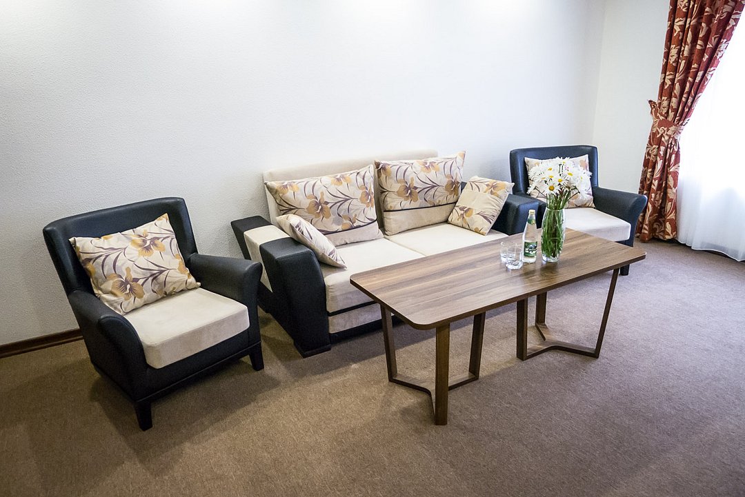 Люкс 2-местный 2-комнатный (с балконом, корпус А)