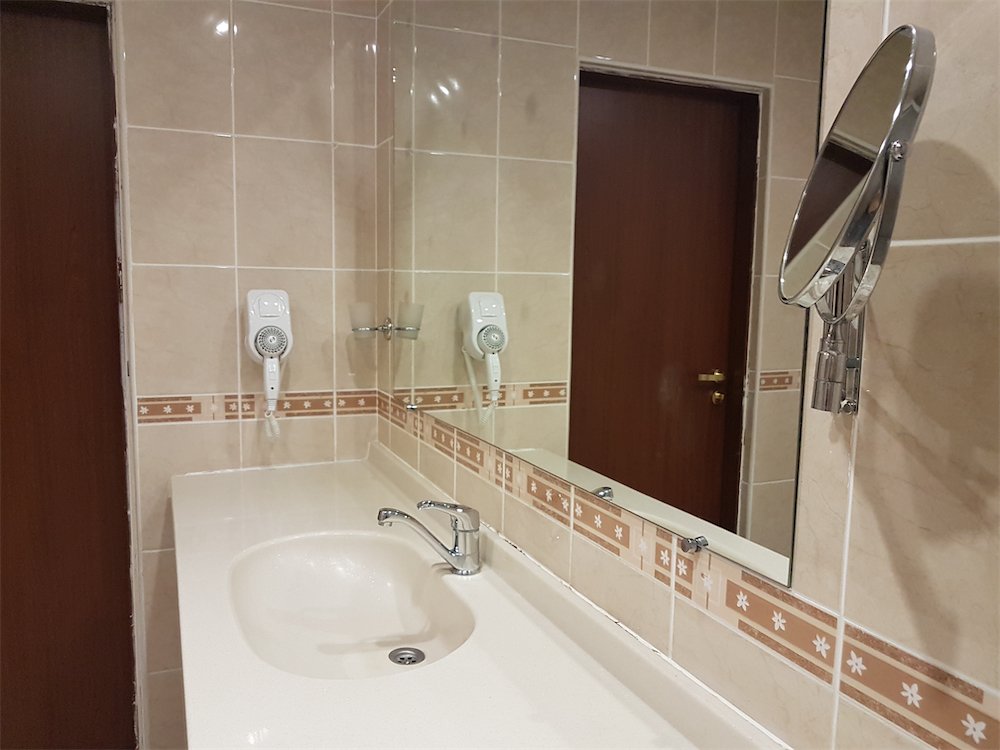 Люкс 2-местный 2-комнатный (с балконом, корпус А)