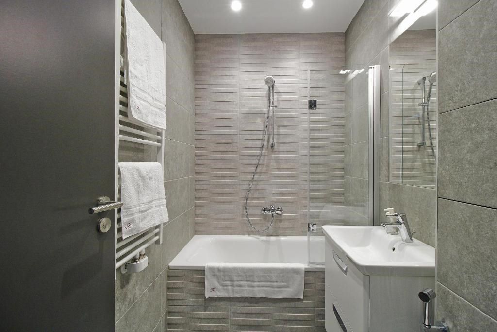 Апартаменты 2-местный 2-комнатный (с балконом)