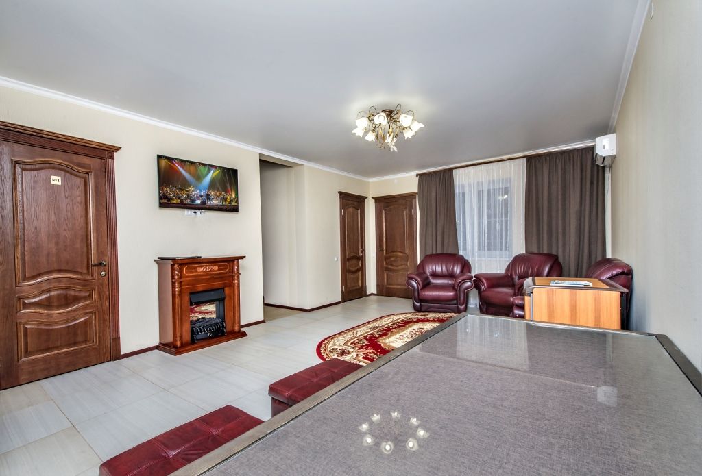 Гостевой домик 6-местный 3-комнатный 2-этажный