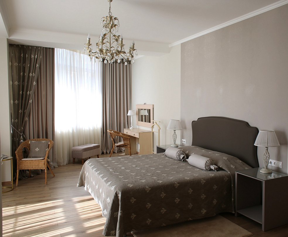 Люкс Классик 2-местный 1-комнатный (mountain-sea view)