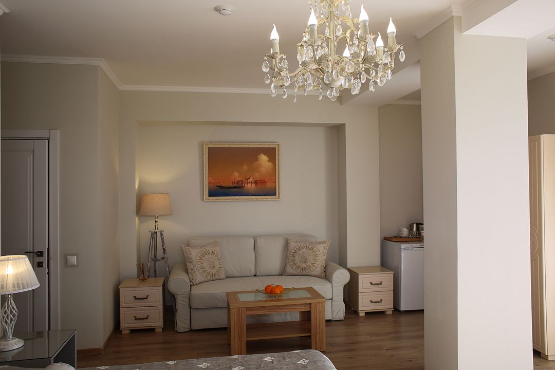 Люкс Классик 2-местный 1-комнатный (mountain-sea view)