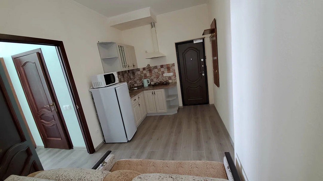 Люкс 4-местный 2-комнатный (с мини-кухней)