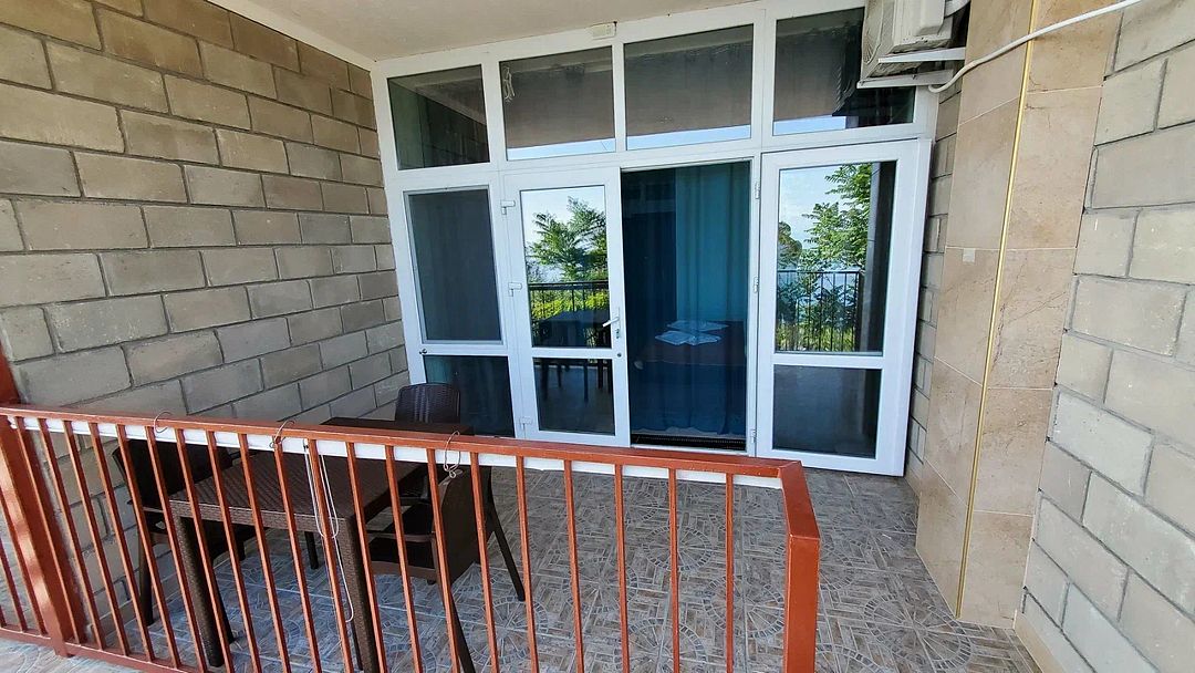 Люкс 4-местный 2-комнатный (с отдельным входом и мини-кухней)