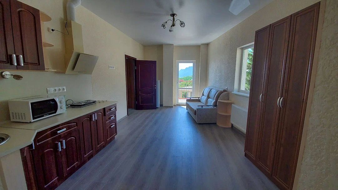 Люкс Улучшенный 5-местный 2-комнатный (с мини-кухней)