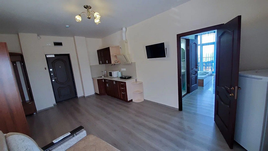 Люкс Улучшенный 5-местный 2-комнатный (с мини-кухней)