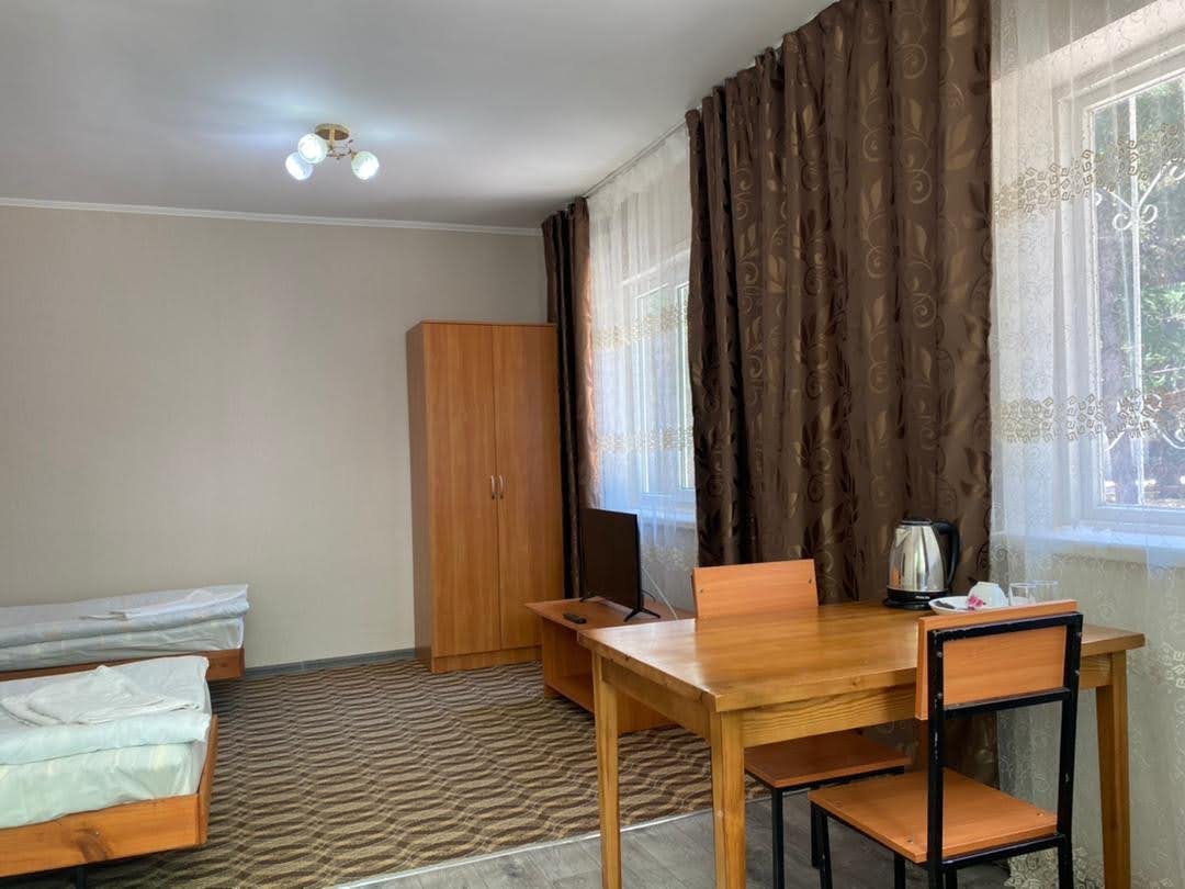 Полулюкс 2-местный 1-комнатный (коттедж Студия, категория 2)