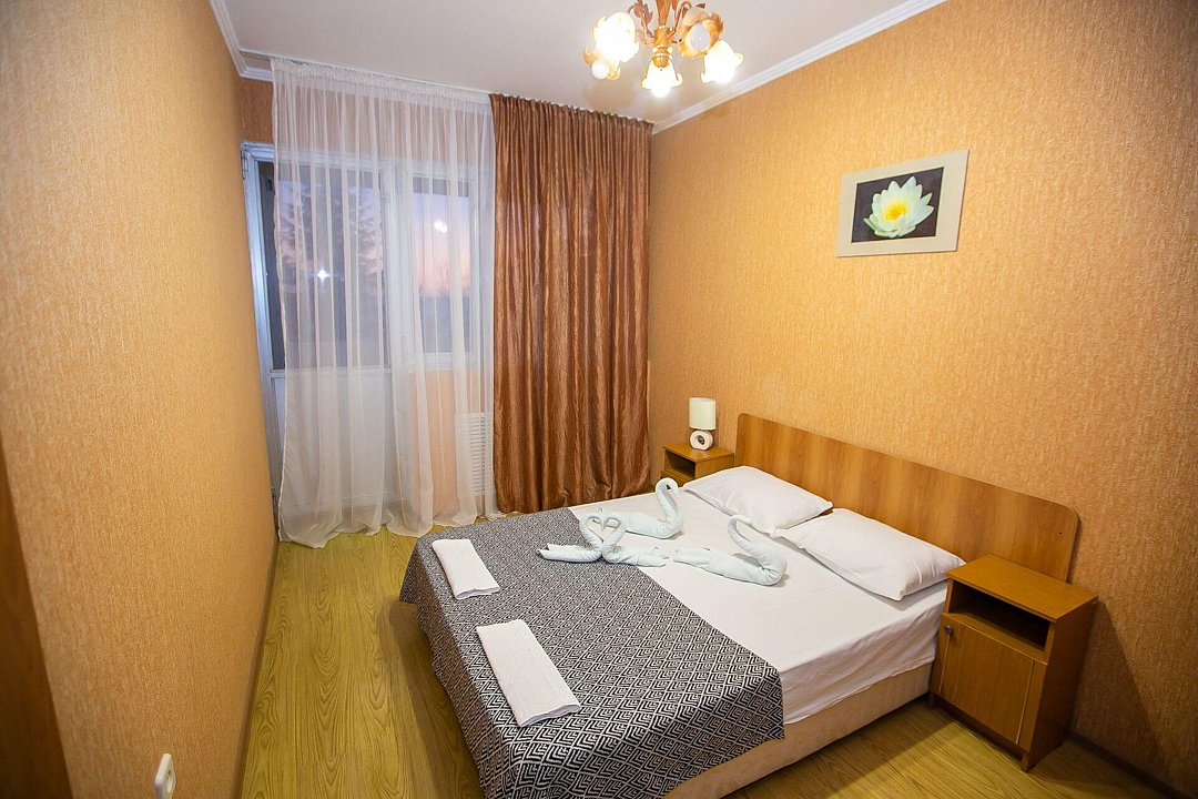 Люкс 4-местный 3-комнатный («Евро», вид на море)